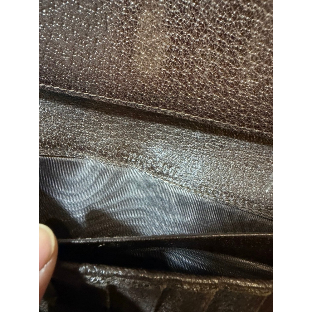 Gucci GG Canvas Wallet Brown Monogram Long Wallet Italy Auth
Flaw - Picture 8 of 12